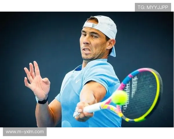 网球戴维斯杯备战训练，纳达尔恢复情况良好